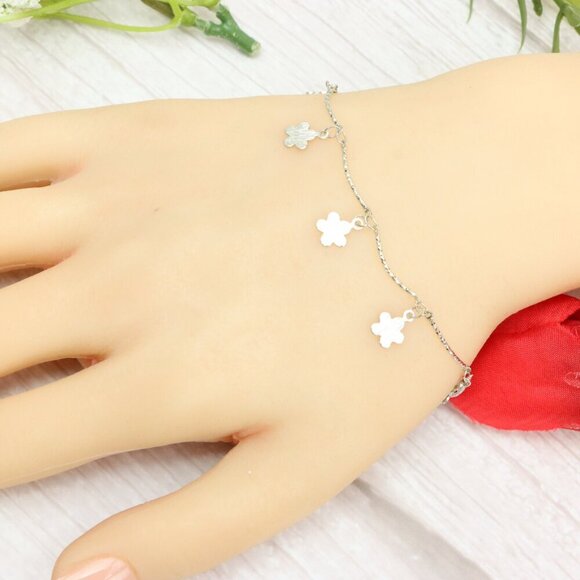 "Trendy Handmade Bracelet – A Thoughtful Gift for Girls & Women | UNVRC1086 - Picture 7 of 10